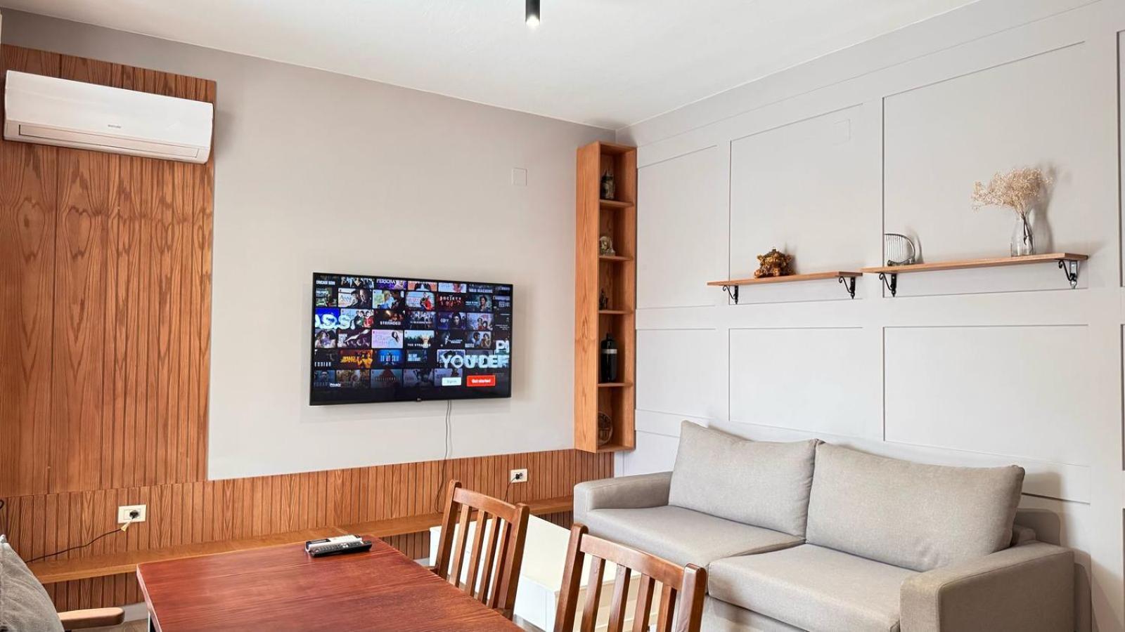 Terrace Flat In Heart Of Tirana Διαμέρισμα Εξωτερικό φωτογραφία